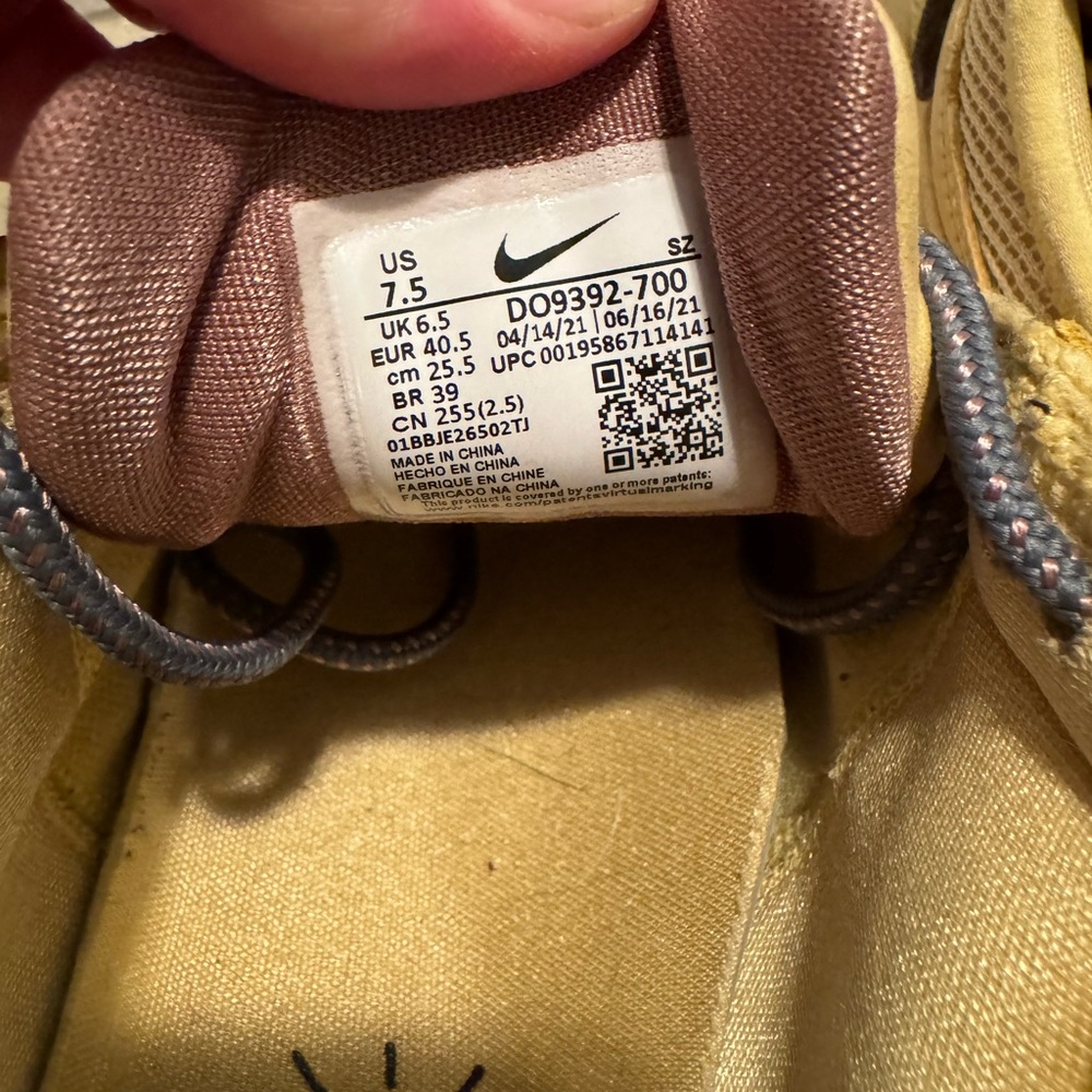 Travis scott x Air max Saturn gold - Picture 6 of 8